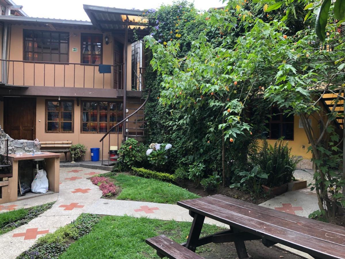 קיטו Arupo Bed And Breakfast מראה חיצוני תמונה